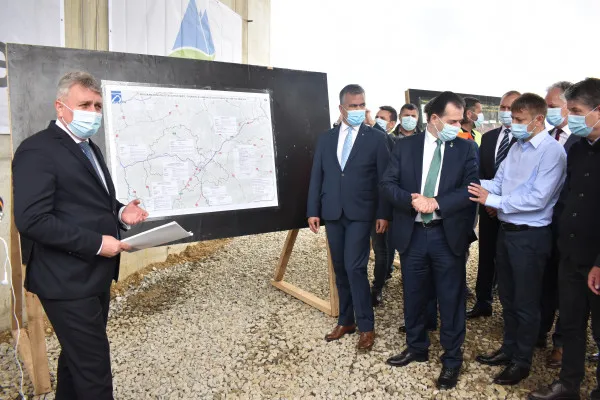 Capătul de autostradă Râșnov -  Cristian, gata în luna noiembrie a acestui an. Pentru celelalte sectoare ale autostrăzii Comarnic – Brașov se pregătesc documentațiile tehnice 