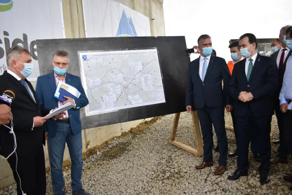 CFR începe modernizarea sectoarelor de cale ferată Brașov - Apața și Cața - Sighișoara. Cel mai mare proiect în derulare din România