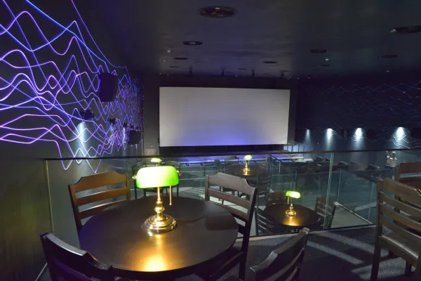 Astra, un altfel de cinematograf, va fi deschis după pandemie. Şi cinema, şi restaurant, şi sală de variete