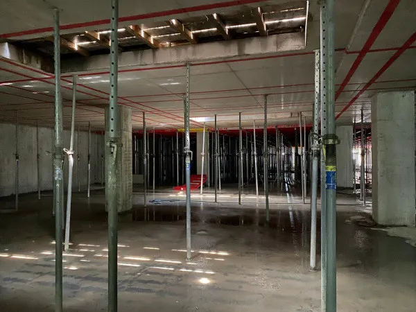 Subsolul Aerogării Braşov este gata. Constructorul este în avans cu 24 de zile faţă de graficul iniţial 