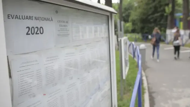 Astăzi sunt afişate rezultatele la Evaluarea Naţională, primul an în care fiecare absolvent e doar o cifră