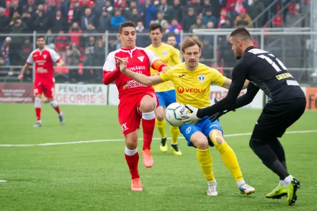 UTA - Petrolul, în prima etapă din playoff-ul Ligii a 2-a