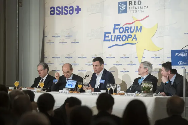 Braşovenii, invitaţi la „Forum Europa”