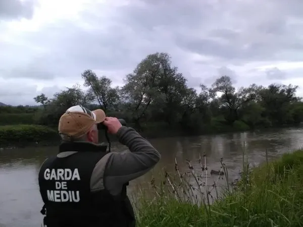 Garda de Mediu a închis 6 firme din Braşov anul acesta. Urmează alte 2