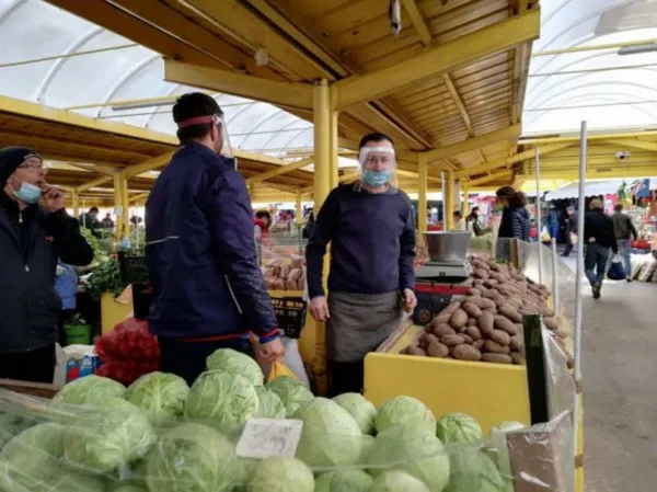 Braşovul va introduce obligativitatea purtării măştii 