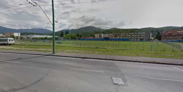 Municipiul Braşov va preda CNI terenul bazei sportive de pe strada Carpaţilor  