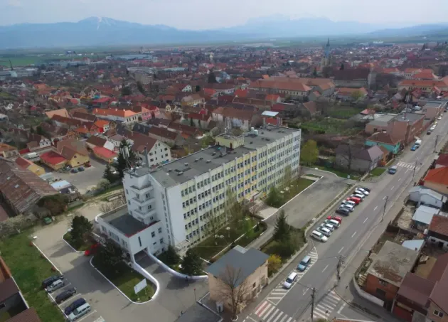 Scandal într-o familie de codleni, soţul dat afară din casă de poliţişti