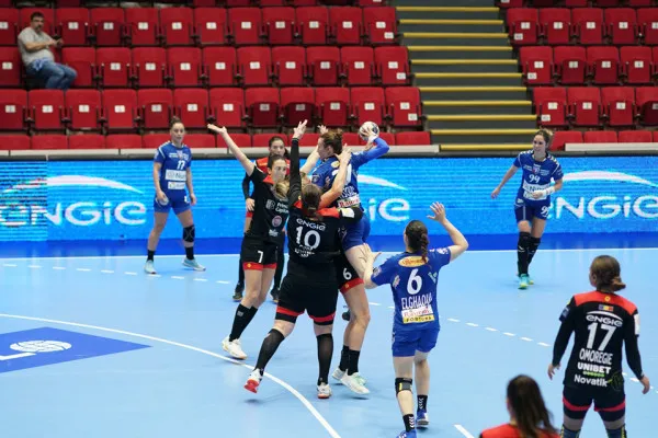 Revine handbalul românesc