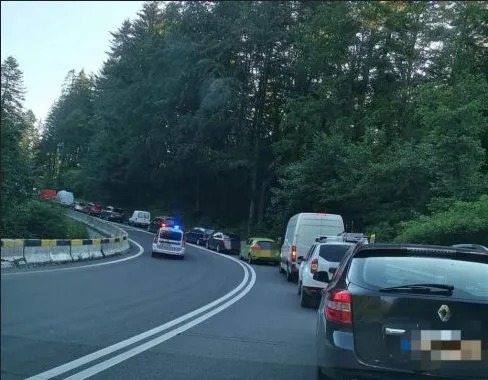 DN1, TIR vs maşină