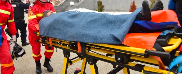 Accidente la fabrici din Brașov și Ghimbav. Doi angajați cu mâinile în pericol