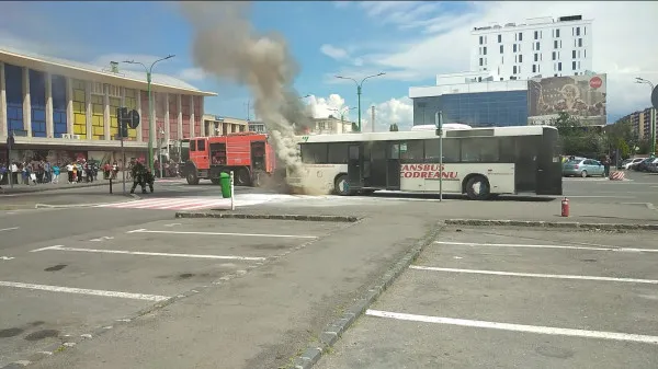 ARR trage pe dreapta autobuzele Transbus Codreanu