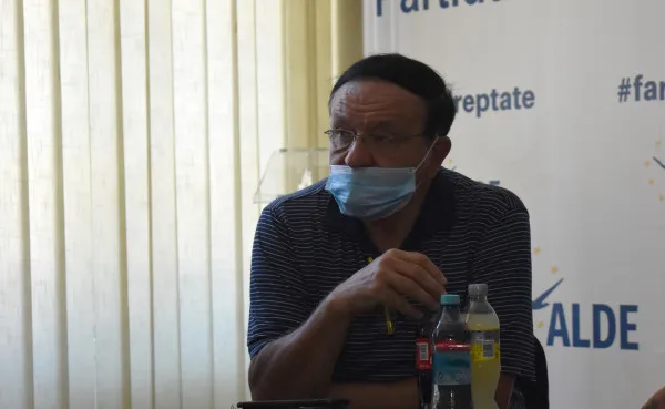 Candidatura lui Aristotel Căncescu, respinsă și de Tribunalul Brașov. Decizia mai poate fi contestată