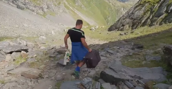 Ridicoli, dar la înălţime