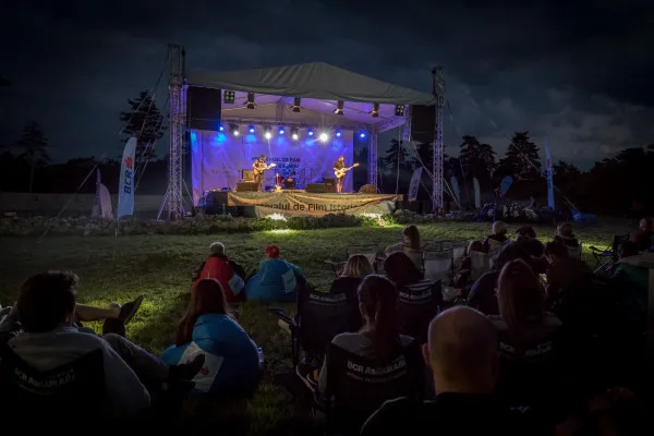 Adrian Cioroianu, Ada Milea şi Mircea Baniciu vin la Festivalul de Film şi Istorii Râşnov