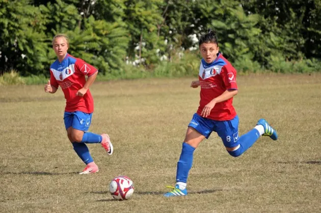 În ciuda reticenţelor patronului, FCSB şi-a făcut echipă de fotbal feminin