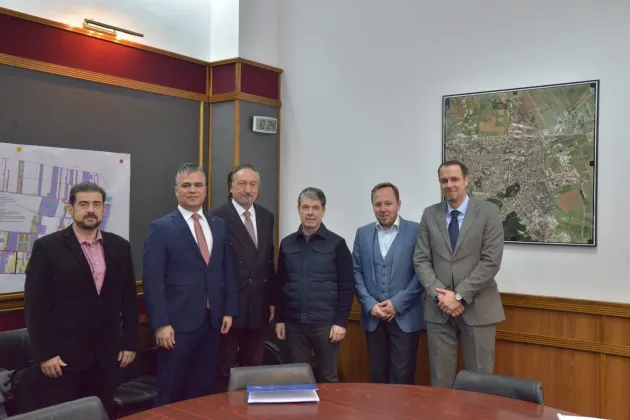 După modelul industrial Germania, modelul hotelier Elveţia