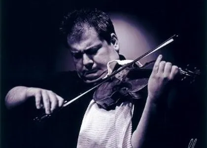 Un „Salut de dragoste” azi, de la Filarmonica Braşov. De la francezi, englezi şi lăutari