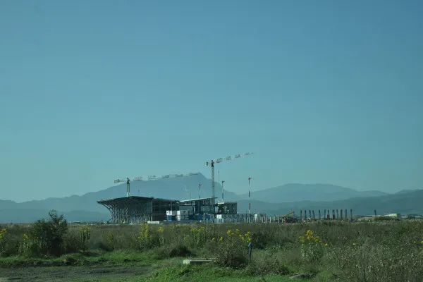 CFR Infrastructură va plăti peste 1,4 milioane de lei pentru documentaţia căii ferate Braşov – Aeroportul Internaţional Braşov