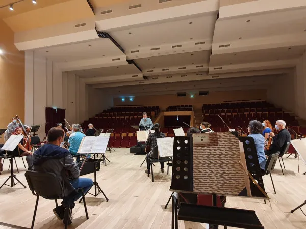 De la preclasic la samba. Mâine, ultimul concert al Filarmonicii la Bastionul Artiştilor