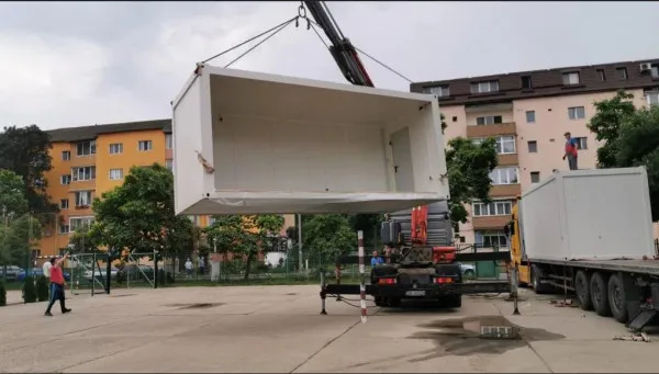 Prima şcoală din Braşov care va fi extinsă „la container”: Colegiul Emil Racoviţă