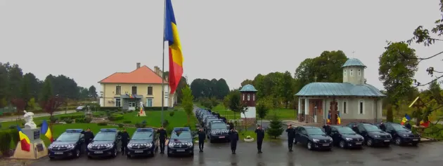 Jandarmii din Brașov și-au prezentat cele 14 mașini de misiune noi