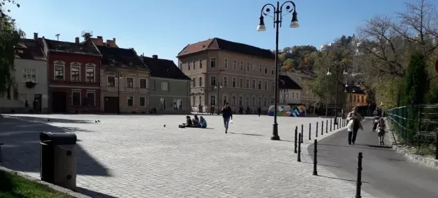 Cârciumarii ies în piaţă. Două seri, cu ce e mai bun prin bucătăriile din centrul Braşovului