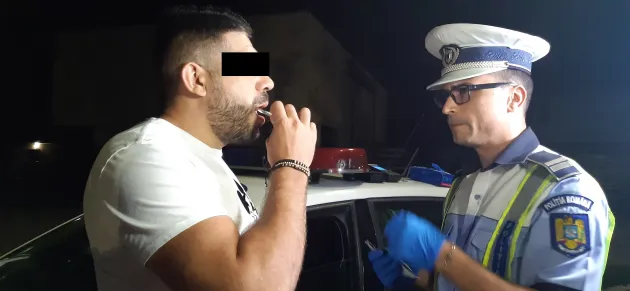 Tineri „fumaţi”, la volan prin Braşov