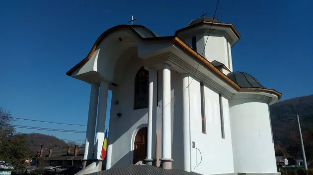 Mâine, ziua sfinţilor la care se roagă cei fără copii