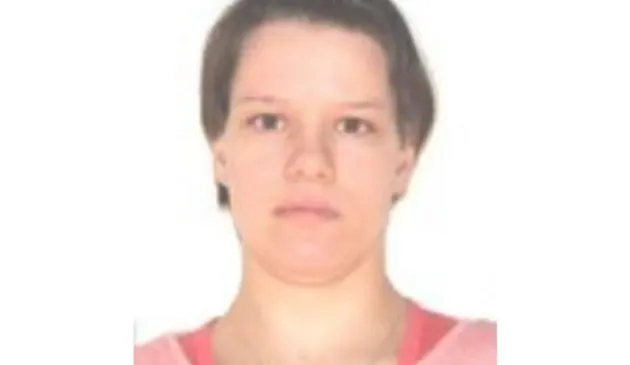 Îşi caută fata de 13 ani. Dispărută de vineri, duminică dată la Poliţie, marţi seară - apel public