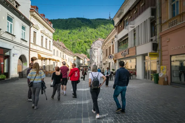 1 din 2 turişti, pierduţi