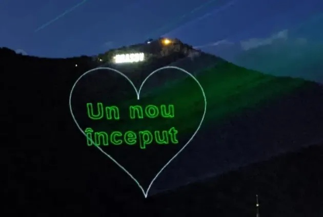 Victoria lui Coliban la Primăria Braşov, sărbătorită cu proiecţii laser pe Tâmpa
