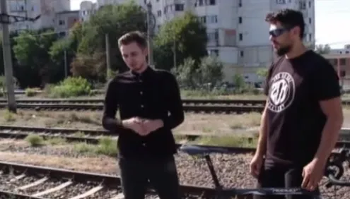 Braşov - Curtea de Argeş: S-au luat la întrecere cu trenul şi au câştigat...