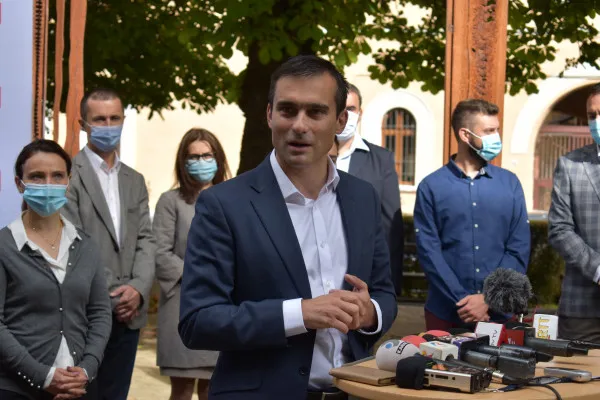 Allen Coliban ar putea depune jurământul în 13 sau 15 octombrie. Noul primar a avut primele discuții cu viitorii lui subordonați