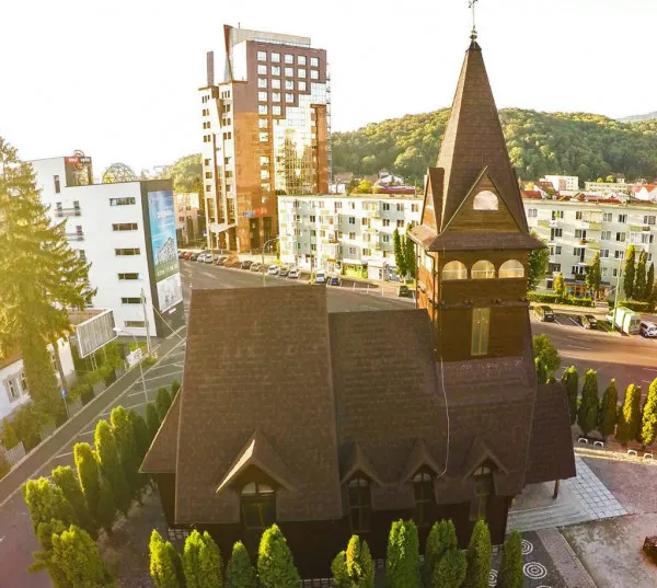 Biserica din Centrul Civic intră, într-un final, în legalitate. De acum, se vor putea trage clopotele