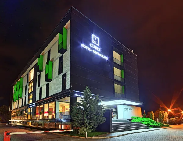 Hotelul Cubix ar putea să se transforme în azil de bătrâni