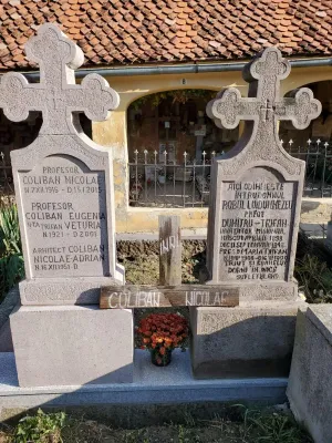 Anchetă în cimitir: Le-a dispărut mormântul