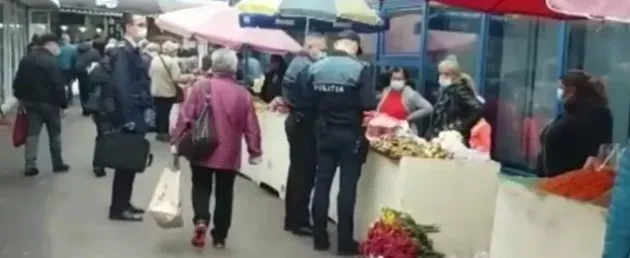 Cel puţin 300 de braşoveni pe zi au luat amenda de 2.000 de lei pentru că nu purtau mască