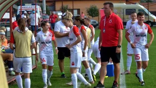 A murit antrenorul fetelor de la U19