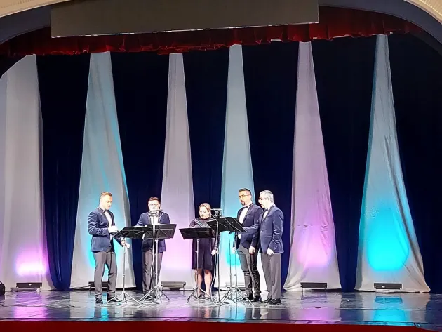 Concert cu sala goală