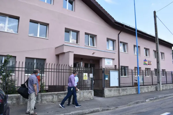 Municipiul Braşov va avea de anul viitor 925 de locuri în creşe
