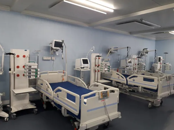 Braşovul îşi creşte numărul de locuri de Terapie Intensivă - COVID