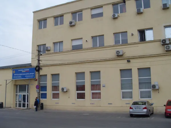 Braşovul şi străinătatea: 25 vin, 25 pleacă