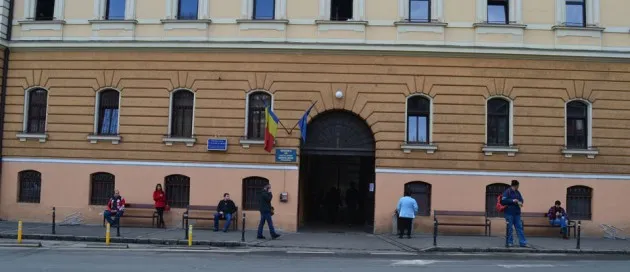 „Decesele” au liber doar sâmbătă, lucrează de Sf. Andrei şi 1 Decembrie