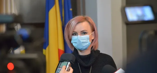 Braşovul deschide „casa soţiei” şi casa soţului”: Un centru pentru 20 de femei fugite de acasă, unul pentru 10 bărbaţi evacuaţi cu Poliţia