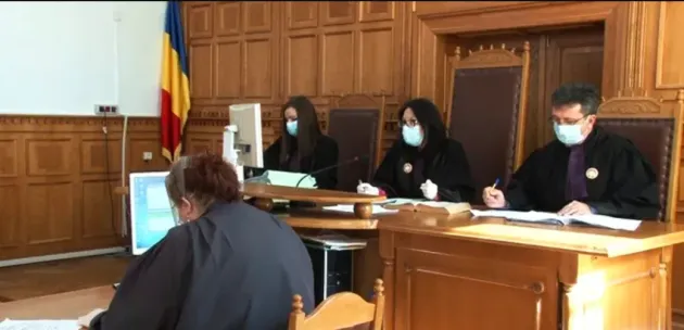 Instanţele şi parchetele au devenit adevărate focare de răspândire a noului coronavirus
