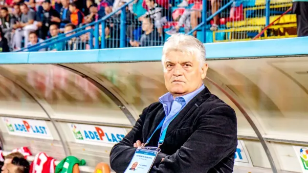Andone spune că şi diriguitorii fotbalului sunt vinovaţi de situaţia „câinilor”