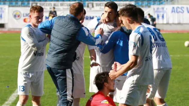 Liga a doua, nervi mulţi, fotbal mai puţin