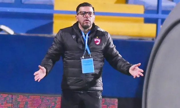 Contra nu poate pleca încă, dar nici n-ar mai sta la Dinamo