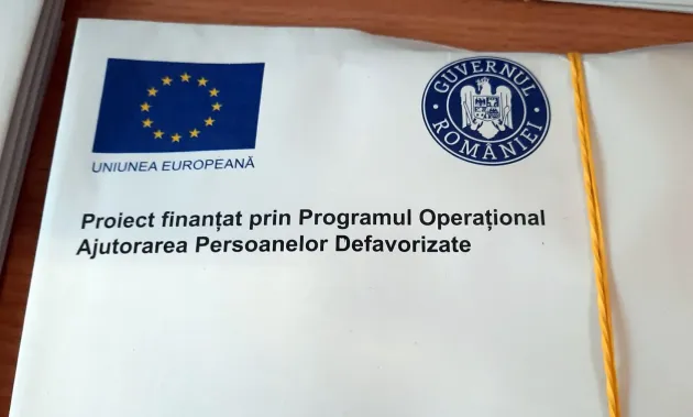 Carduri de masă caldă pentru 3.109 de braşoveni cu venituri foarte mici. Fiecare beneficiar va putea mânca de 180 de lei pe lună