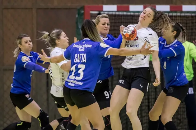 Două echipe româneşti în grupele Ligii Europene la feminin